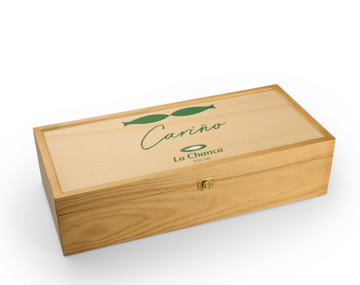 Caja madera cariño cerrada