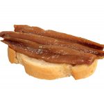 Tosta de anchoas en aceite de oliva